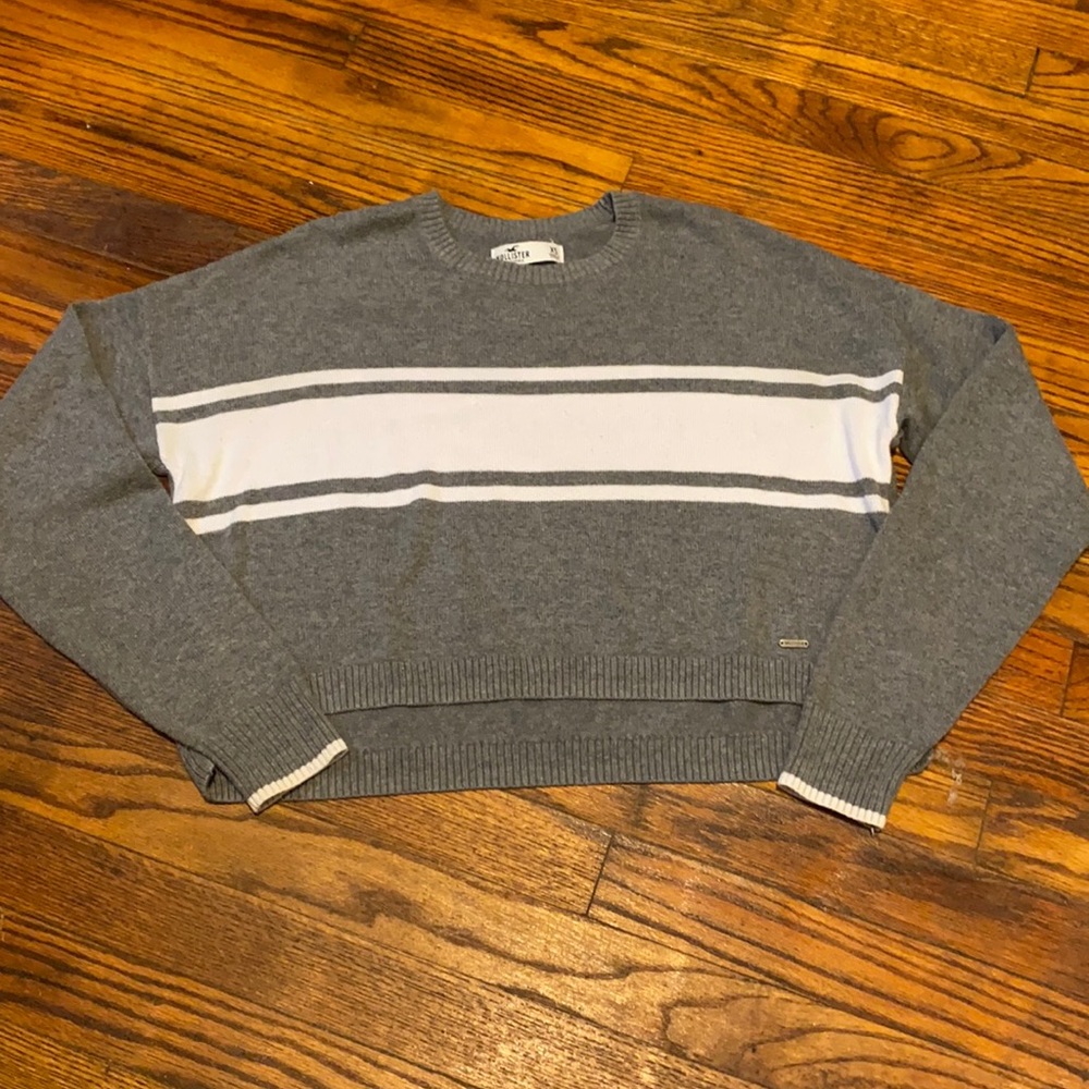 Hollister Cropped Sweater XS Gray
